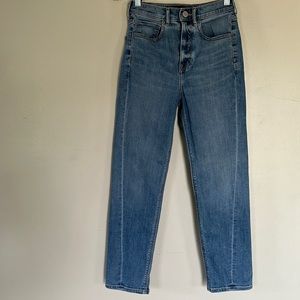 Express Super High Waisted Mom Jeans - 00R